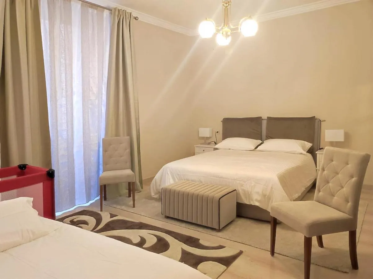 Apartment Appartamento Romeo, Nel Cuore Di Roma